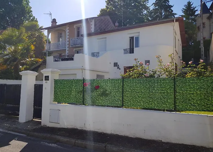 35m2 Terrasse Et Jardin Quartier Calme Au Centre De *