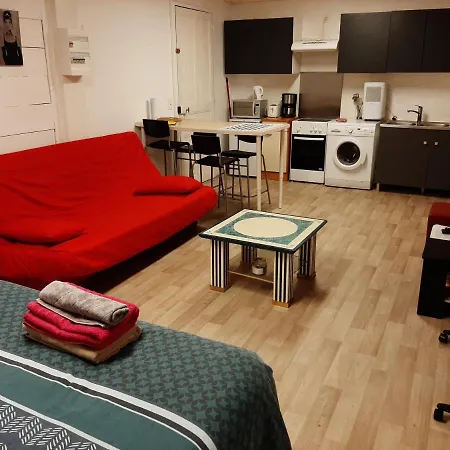 Apartamento 35m2 Terrasse Et Jardin Quartier Calme Au Centre De